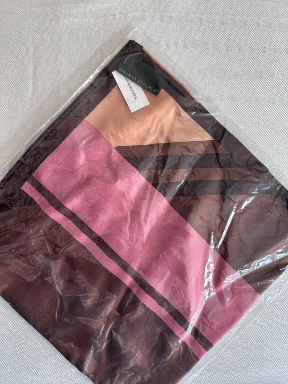 NWT Banana Republic 100% Silk 43" Geometric Scarf Pink Brown